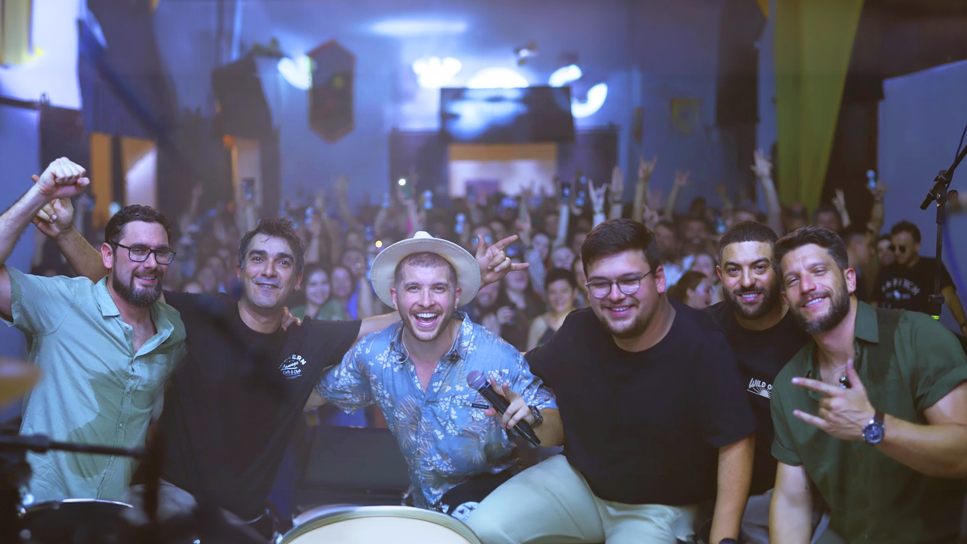 Take it Easy banda ao vivo